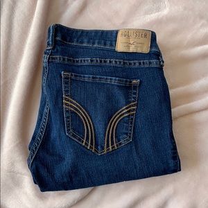 Hollister Super Skinny Jeans